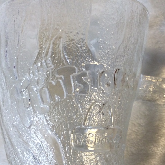 ⭐️ The Flintstones Glass Vintage TreeMendous Mug - Picture 2 of 7